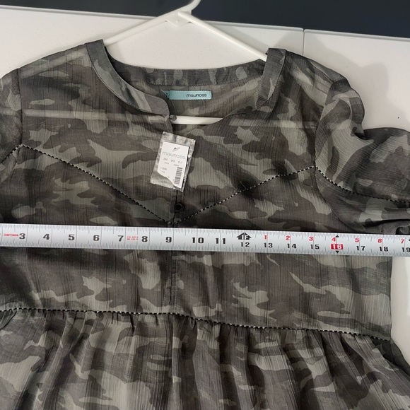 NWT Maurice's Green Camouflage Long Sleeve Peplum Henley Blouse Size Small - Picture 8 of 14